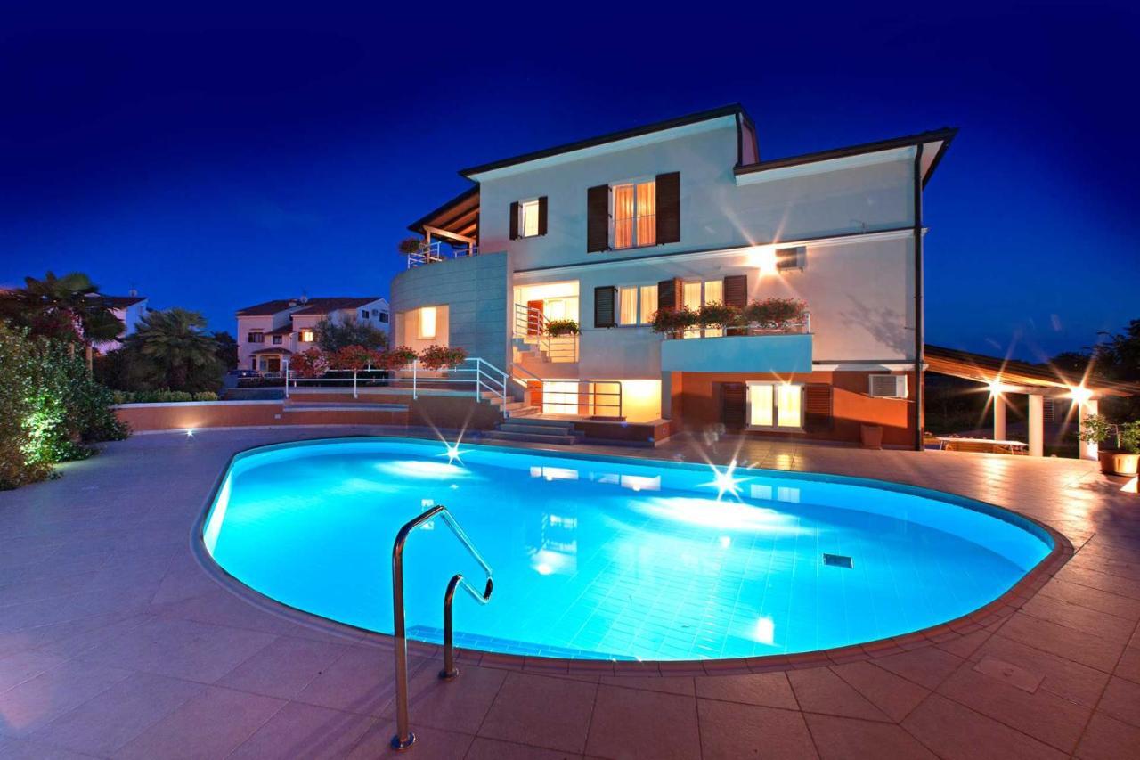 Veli Maj 1447 Apartman *